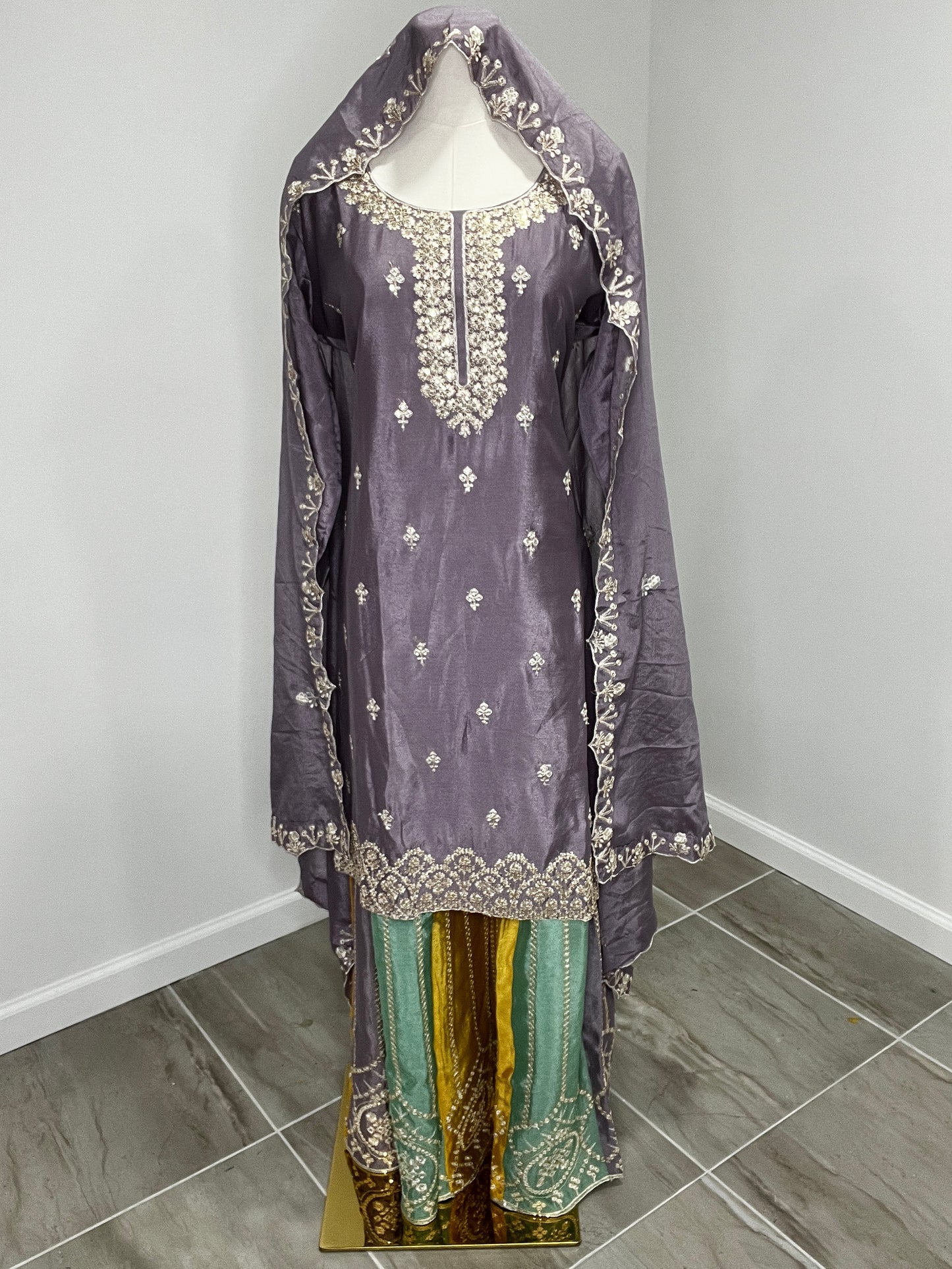 Lavender sharara