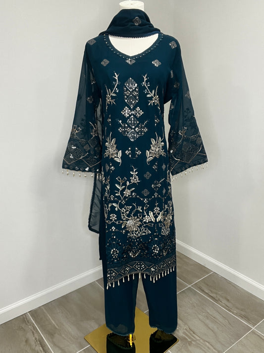 Stunning Pant suit
