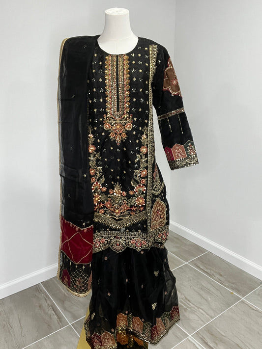 Black gharara